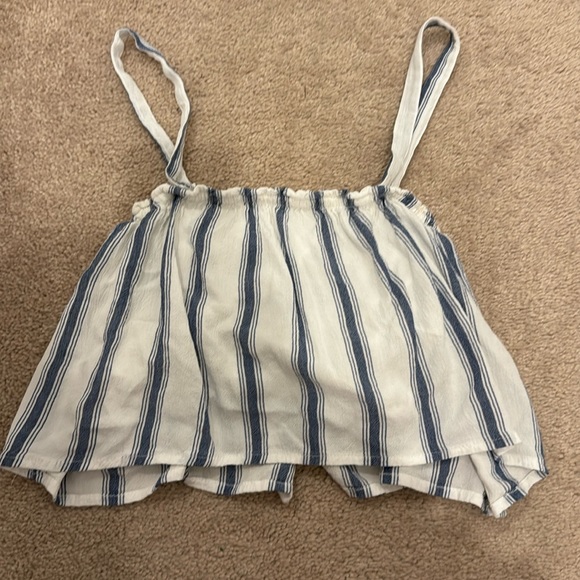 Hollister Crop Top - Picture 1 of 2